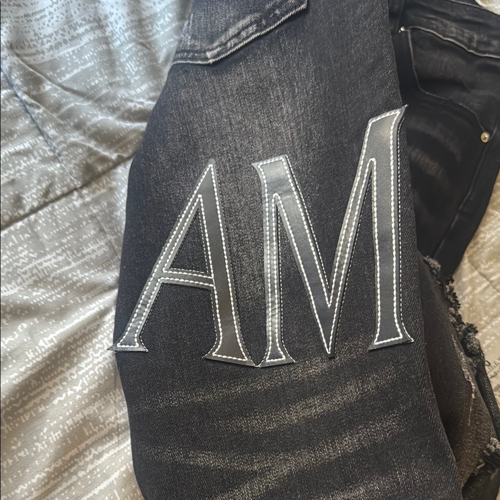 Amira Black Distressed Jeans - Picture 3 of 9